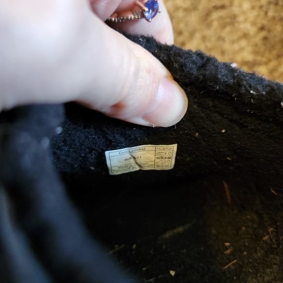 Crocs Black Classic Glitter Lined Clog - Picture 7 of 7